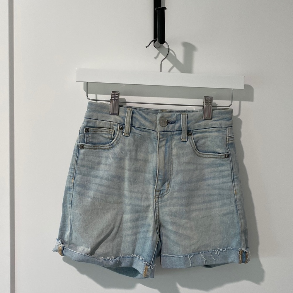 American Eagle Curvy High Rise Shortie
